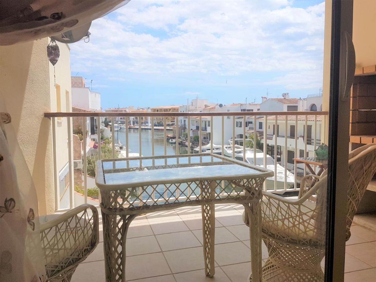 Magnifico Apartamento Junto Al Canal Principal. إمبوريابرافا المظهر الخارجي الصورة
